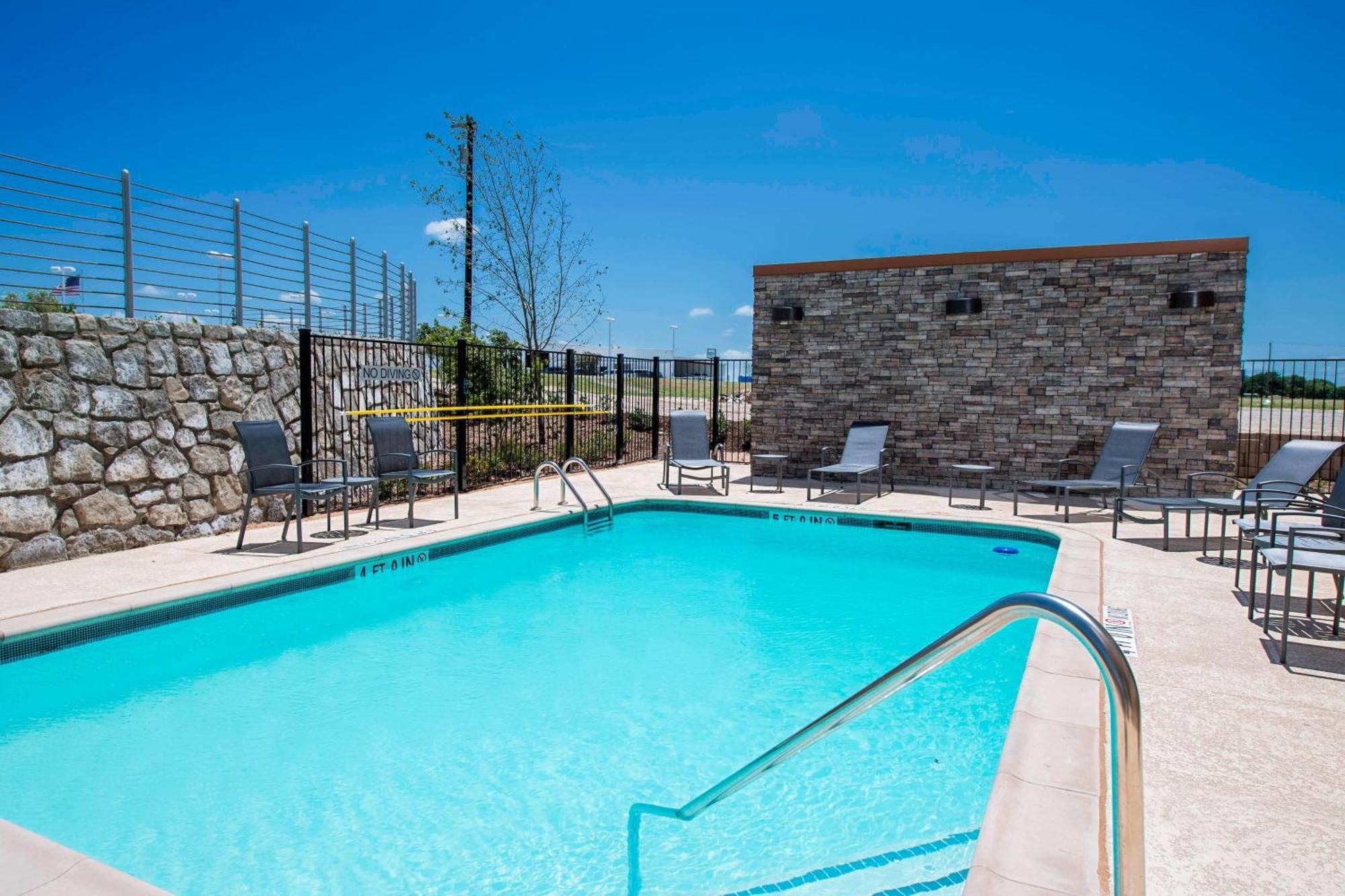 Fairfield Inn & Suites By Marriott Dallas Waxahachie Esterno foto